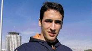<B>RAÚL. </B>Ganó la Supercopa y quiere Copa, Liga, Champions, Intercontinental... ¿Por qué no?