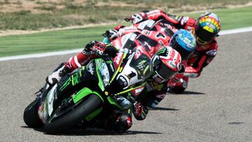 Davies gana en Aragón y cerca a Jonathan Rea en el Mundial