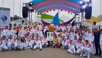 Bandera de M&eacute;xico ya ondea en la villa Panamericana de Lima