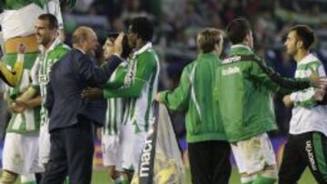 El gol de Beñat al Real Madrid le dio tres puntos al Betis y le ha complicado el título de Liga al conjunto blanco.