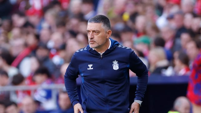 García Pimienta, más fuera que dentro