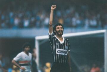 Sócrates.