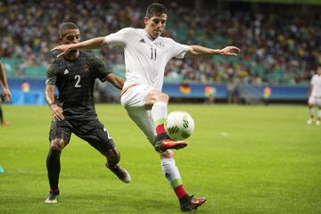 Marco Bueno maravilló a todos con su gran actuación en el mundial sub-17 de 2011, en el que la Selección Mexicana levantó el título de campeón. En su momento se habló de interés del Liverpool por incoporarlo en sus filas. Lamentablemente, el atacante nunca pudo rozar esos niveles. 