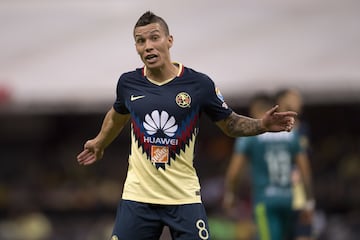 Mateus Uribe estuvo muy cerca de ser jugador de los Tigres, pero al final el América se interpuso en el camino de los felinos, y se lo arrebató a los azulcremas.