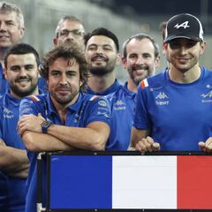 “Alonso está dos paradas en boxes por delante”