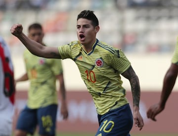 La Selección Colombia enfrentó a la Selección de Perú en el estadio Monumental de Lima a pocos días de comenzar la Copa América ante Argentina