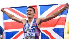 Jake Wightman won the 1500 meter field to claim the world title and his dad, Geoff Wightman was the on the PA commentating as his son crossed the finish.