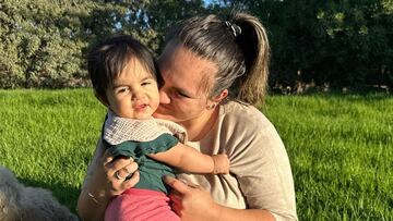 “La llegada de mi hija mejoró mi vida... Fueron 12 horas de parto y ahora me acompaña a entrenar”