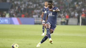 Eric Junior Dina-Ebimbe.