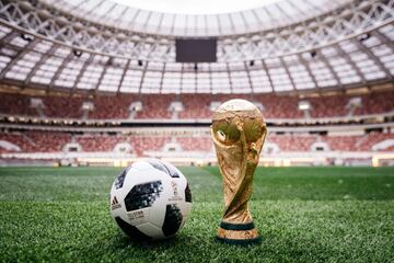 A handout picture taken on September 15, 2017 and provided by Adidas shows the official match ball for the 2018 World Cup football tournament, named "Telstar 18", on the field of the Luzhniki stadium in Moscow