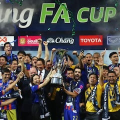 Sergio Suárez, David Rochela y un título para la eternidad