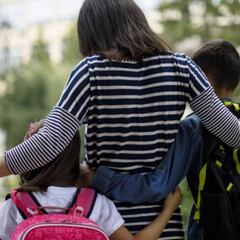Día de las Madres: ¿es un día oficial de descanso para las mujeres?