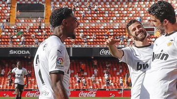 16/05/21 PARTIDO PRIMERA DIVISION 
 VALENCIA EIBAR 
 
 CORREIA
 GAYA
 GUEDES