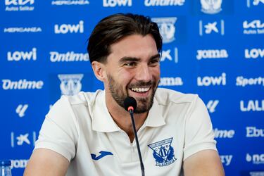 San Román: “Aspirar al ascenso siempre es difícil”