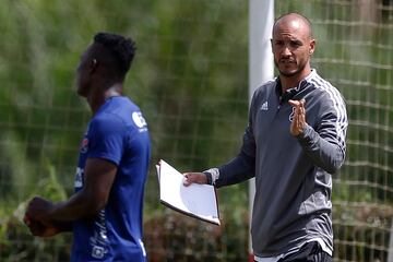 El capitán de la última estrella del Medellín tuvo su primer entrenamiento en su nuevo ciclo con el club y fue presentado ante los medios de comunicación.