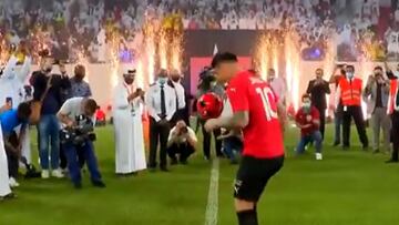 James Rodr&iacute;guez fue presentado en Al Rayyan ante sus aficionados. El volante colombiano realiz&oacute; jueguitos en el estadio Ahmed bin Ali, su nueva casa