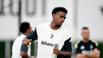 Juan David Cabal con la Juventus