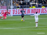 Celta venció 2-0 al Madrid con dos definiciones del sueco y un duelo marcado por las expulsiones de Fran García y Álvaro Carreras.