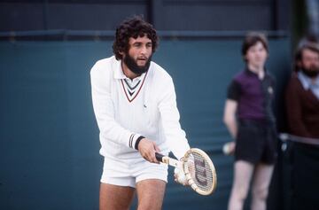 El estadounidense Harold Solomon cayó contra el español José Higueras en la final del torneo de Hamburgo. A pesar de que el primer set se lo llevó Solomon, Higueras consiguió remontar el partido. El resultado fue 3-6, 6-1, 6-4 y 6-1. Superó las subidas de la red del norteamericano y ganó la final del torneo de Hamburgo, donde se llevó más de millón y medio de pesetas. Era la primera vez que Higueras ganaba este campeonato, aunque lo ganaría por segunda vez tres años más tarde. El español más adelante perdió meses después con Solomon en la final del Torneo de North Conway, prologándose el partido hasta las tres horas y cuarto.