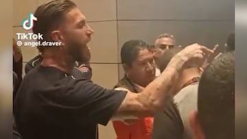 Sergio Ramos se encara con sus aficionados en México