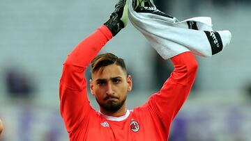 Donnarumma allays Milan exit fears: I'm happy here