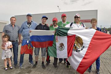 En 20 imágenes, el color y la pasión del México vs Rusia