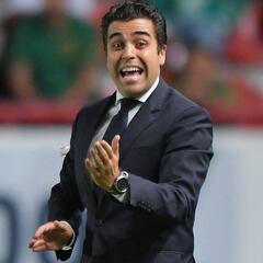 Michel Leaño es cesado de la dirección técnica del Necaxa