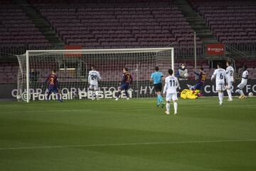 3-1. Leo Messi  marcó el tercer gol.