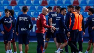 22/03/25 ENTRENAMIENTO
LEVANTE UD - JULIAN CALERO