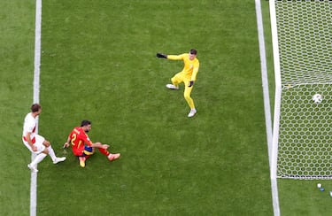 Centro de Lamine Yamal para encontrar el desmarque de Carvajal dentro del área croata, que conectó un remate preciso para superar a Livakovic de nuevo.