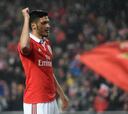 El gol de Raúl Jiménez en la goleada del Benfica al Boavista