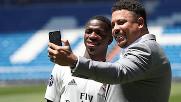 Ronaldo y VInicius, durante la presentación del último con el Madrid.