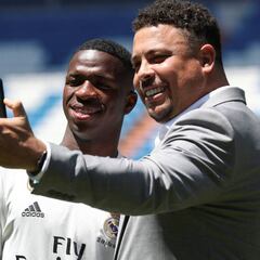 El XI histórico de los brasileños que pasaron por LaLiga: de Ronaldo a Vinicius