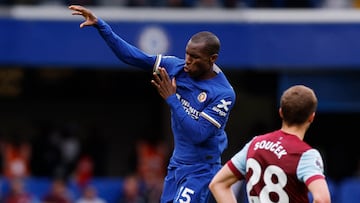 Nicolas Jackson, jugador del Chelsea, celebra uno de los goles anotados ante el West Ham.