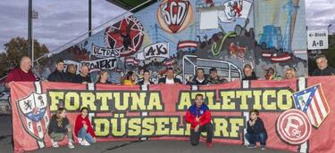 La peña del Atlético en Düsseldorf: "Vamos a por esta Champions"