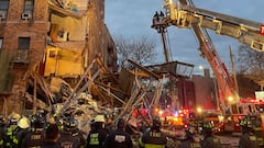 Autoridades de Nueva York responden a un llamado de emergencia por un colapso parcial de un  edificio de seis pisos en El Bronx. No se reportan heridos.