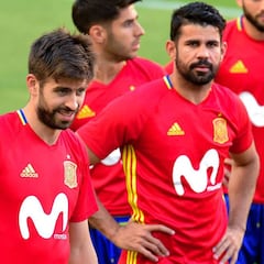 Diego Costa says Chelsea coach Antonio Conte doesn't want him