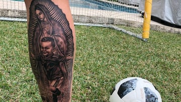 El delantero de Tigres public&oacute; en redes sociales su grabado de la imagen religiosa que acompa&ntilde;a a su hijo.