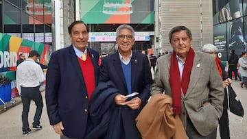 De izquierda a derecha, Gisbert, Orantes y Arilla, en la Caja M&aacute;gica. 