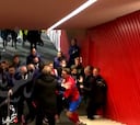 La brutal pelea en el túnel del Atlético-City: ¡lanzamiento de objetos y escupitajos!
