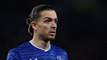 Ex-Manchester City star Gareth Barry believes Jack Grealish would be a “perfect” signing for Wrexham if they are promoted to the Premier League.