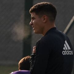 Julián Álvarez extiende su contrato con River hasta 2022