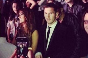 Leo Messi acompañado de Antonella Roccuzzo.