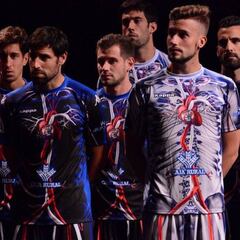 Nueva camiseta del Zamora: sentimiento en vena literal