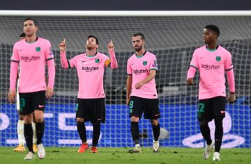 Messi marc¨® el definitivo 0-2 de penalti.