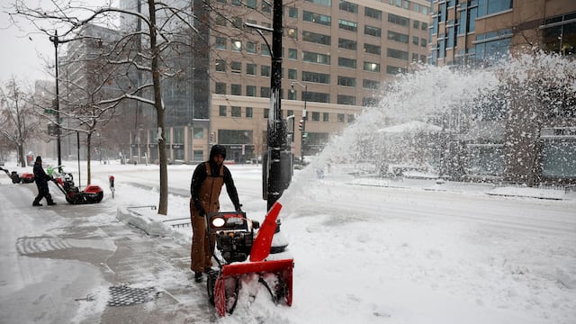 Early forecasts suggest that some Americans could celebrate Thanksgiving with some snow. Here’s the predictions and what it may mean for your travel plans.