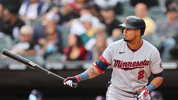 CHICAGO, ILLINOIS - OCTOBER 05: Luis Arraez #2 of the Minnesota Twins at bat against the Chicago White Sox during the second inning at Guaranteed Rate Field on October 05, 2022 in Chicago, Illinois.   Michael Reaves/Getty Images/AFP