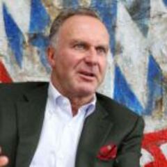 Rummenigge: "Hemos rechazado una oferta muy alta por Muller"