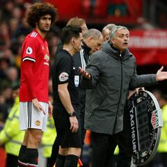 Fellaini rechaza a Mou