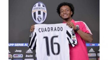 Juventus publicó en su página oficial una galería recordando el primer año de Juan Guillermo Cuadrado, en el que ganó dos títulos. El colombiano regresa por más.